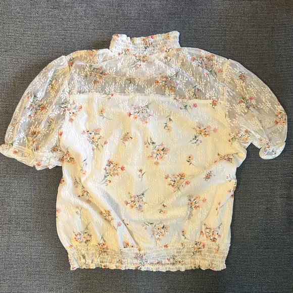 Eyeshadow Floral Sheer Top w/Lined Bodice - Picture 4 of 4